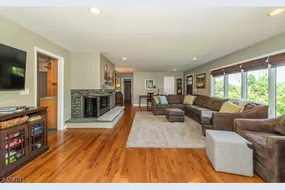 327 Pleasant Hill Rd, Chester, NJ 07836 - Photo 5