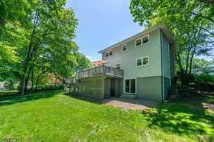 10 Brittany Rd, Roxbury Township, NJ 07876 - Photo 35