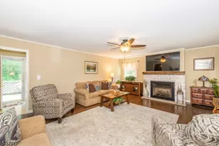 10 Brittany Rd, Roxbury Township, NJ 07876 - Photo 3