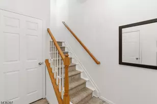 131 Brittany Ct, Clifton, NJ 07013 - Photo 5