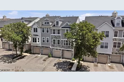 131 Brittany Ct, Clifton, NJ 07013 - Photo 35