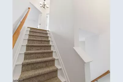 131 Brittany Ct, Clifton, NJ 07013 - Photo 21