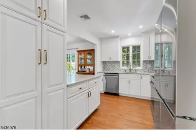 40 Dacotah Ave, Rockaway Township, NJ 07866 - Photo 3