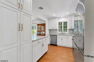 40 Dacotah Ave, Rockaway Township, NJ 07866 - Photo 3