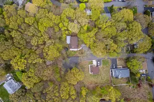 15 Mohican Ave, Roxbury Township, NJ 07850 - Photo 19