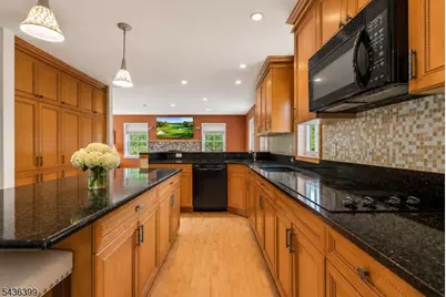 121 N Cottage Pl, Westfield, NJ 07090 - Photo 5
