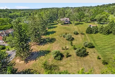 165 Fox Chase Rd, Chester, NJ 07930 - Photo 5