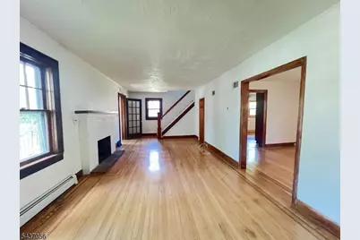 325 Bogert Ave, Ridgewood, NJ 07450 - Photo 9