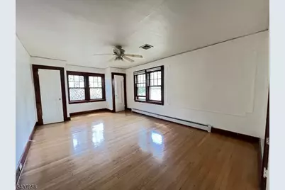 325 Bogert Ave, Ridgewood, NJ 07450 - Photo 7