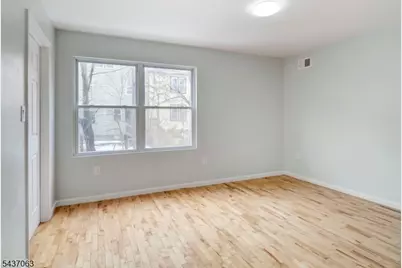 190 S 11th St #1, Newark, NJ 07107 - Photo 9