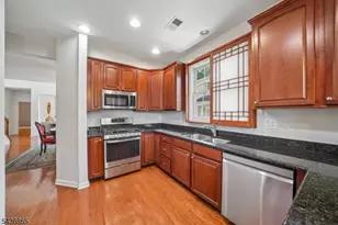 11 Hopkins Ct, Parsippany, NJ 07054 - Photo 13