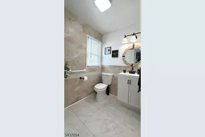 49 Orange Ave, Elmwood Park, NJ 07407 - Photo 19