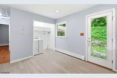 48 E Shore Dr, Vernon, NJ 07462 - Photo 13