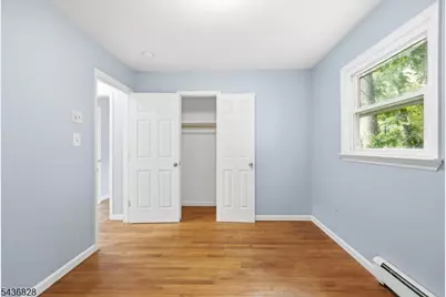48 E Shore Dr, Vernon, NJ 07462 - Photo 11