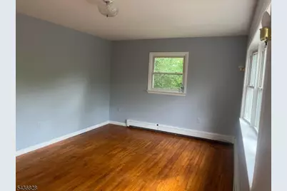 48 E Shore Dr, Vernon, NJ 07462 - Photo 11