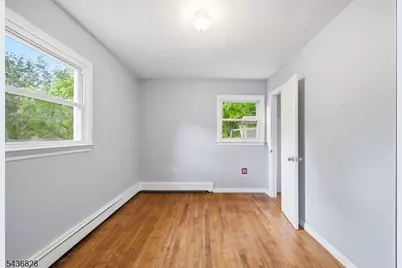 48 E Shore Dr, Vernon, NJ 07462 - Photo 19