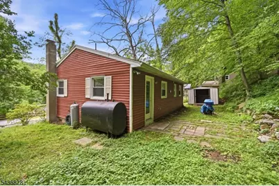 48 E Shore Dr, Vernon, NJ 07462 - Photo 23