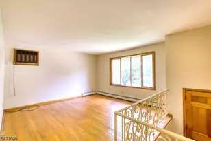 419 Knowlton St, Belvidere, NJ 07823 - Photo 5