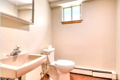 419 Knowlton St, Belvidere, NJ 07823 - Photo 21
