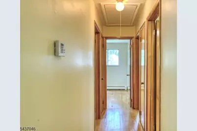 419 Knowlton St, Belvidere, NJ 07823 - Photo 11