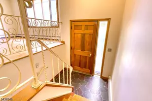 419 Knowlton St, Belvidere, NJ 07823 - Photo 3