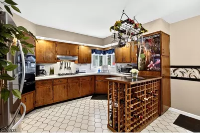73 James Avenue, Clark Township, NJ 07066 - Photo 7