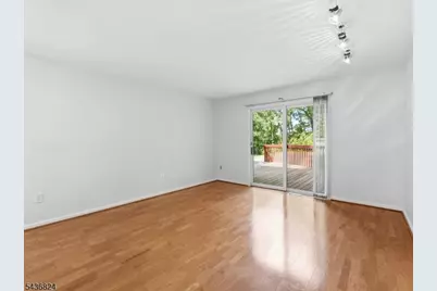 1079 Hoffman Rd, Bridgewater, NJ 08807 - Photo 21