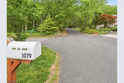 1079 Hoffman Rd, Bridgewater, NJ 08807 - Photo 9