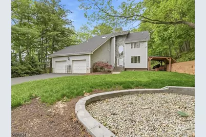 1079 Hoffman Rd, Bridgewater, NJ 08807 - Photo 7
