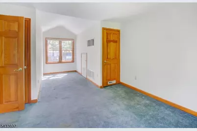 180 Mill Ln, Mountainside, NJ 07092 - Photo 17