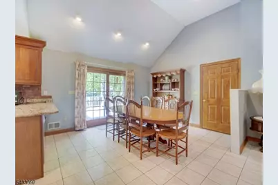 180 Mill Ln, Mountainside, NJ 07092 - Photo 5