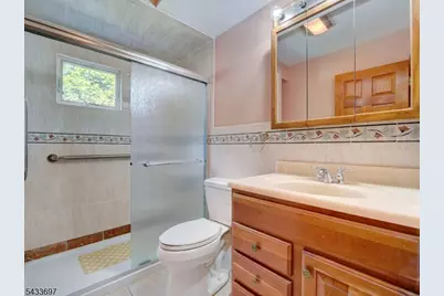 180 Mill Ln, Mountainside, NJ 07092 - Photo 11