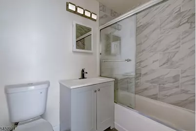 22 Cottage St #2E, South Orange, NJ 07079 - Photo 5