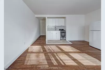22 Cottage St #2E, South Orange, NJ 07079 - Photo 1