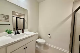 614 Sadie Cir, New Brunswick, NJ 08901 - Photo 9
