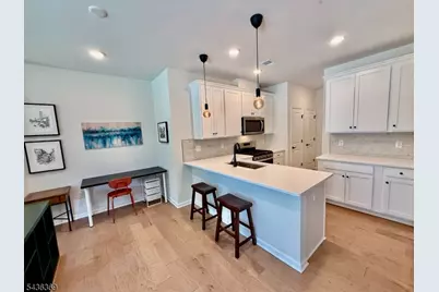 614 Sadie Cir #614, New Brunswick, NJ 08901 - Photo 5