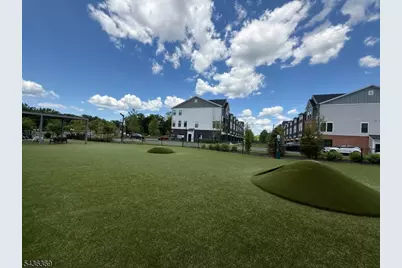614 Sadie Cir #614, New Brunswick, NJ 08901 - Photo 29
