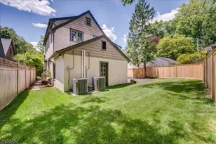 30 Glenwood Dr, Millburn, NJ 07078 - Photo 47