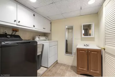 16 Summit Rd, Clifton, NJ 07012 - Photo 21