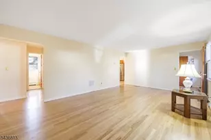 68 Colgate Ave, Paramus, NJ 07652 - Photo 7