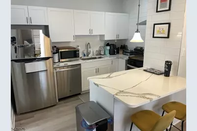 96 Hillside Ave, Nutley, NJ 07110 - Photo 39