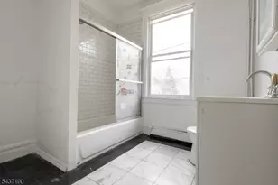 410 Chadwick Ave, Newark, NJ 07112 - Photo 15