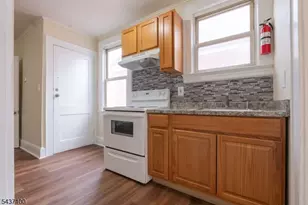 410 Chadwick Ave, Newark, NJ 07112 - Photo 5