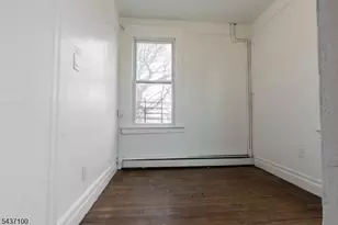 410 Chadwick Ave, Newark, NJ 07112 - Photo 23