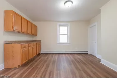 410 Chadwick Ave, Newark, NJ 07112 - Photo 19