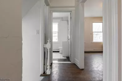 410 Chadwick Ave, Newark, NJ 07112 - Photo 13
