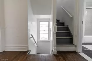 410 Chadwick Ave, Newark, NJ 07112 - Photo 11
