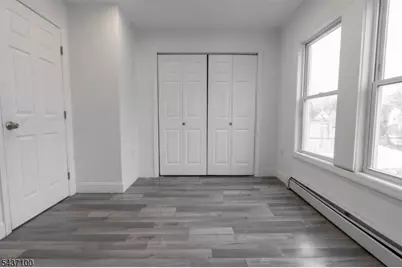 410 Chadwick Ave, Newark, NJ 07112 - Photo 33