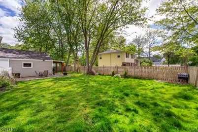18 Columbia Ave, Berkeley Heights Township, NJ 07922 - Photo 17