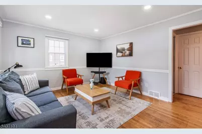 18 Columbia Ave, Berkeley Heights Township, NJ 07922 - Photo 15